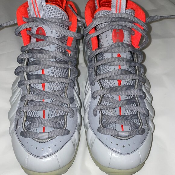 USED - Nike Foamposite One Premium Platinum size 9.5 brand new 2016 - Picture 2 of 7